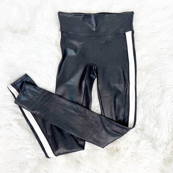 SPANX BLACK FAUX LEATHER LOOK LEGGINGS WITH STRIPES WOMENS SX XS - Picture 5 of 9
